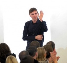 BREAKING: Raf Simons Is Bringing His Color-Blocked Designs Dior