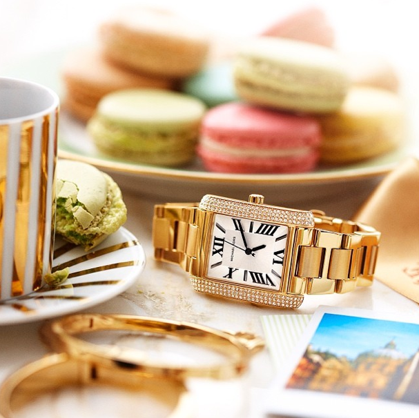 Michael Kors Bradshaw Bag: Shop The 'It Bag' Of Summer 2021