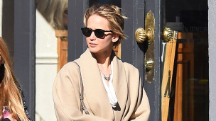Jennifer Lawrence Style: Paparazzi Shot Shows How She Really Dresses