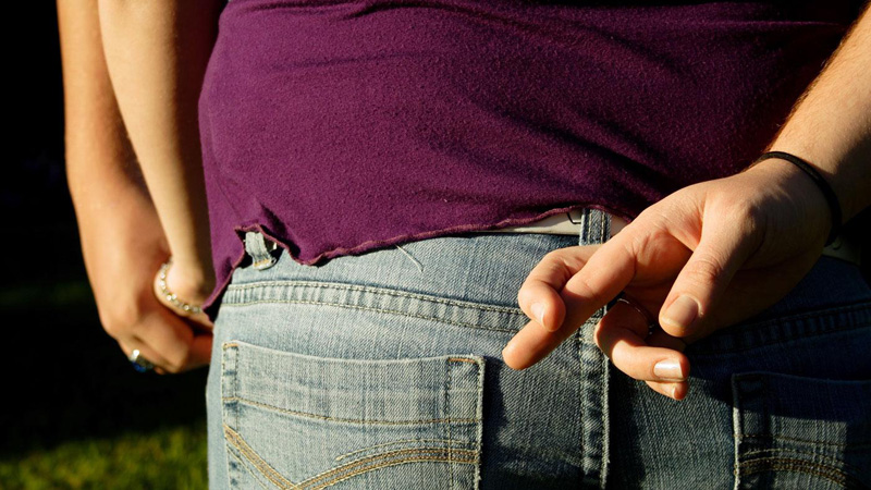 can lying make relationship stronger