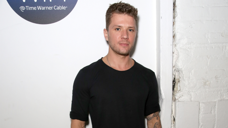 how to pronounce ryan phillippe