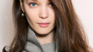 How to Straighten Your Hair: 10 Things You Need to Know