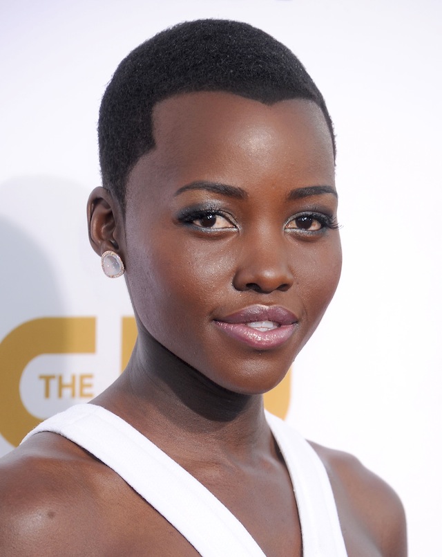 Red Carpet Secrets to Long-Lasting Lipstick - Daily Makeover