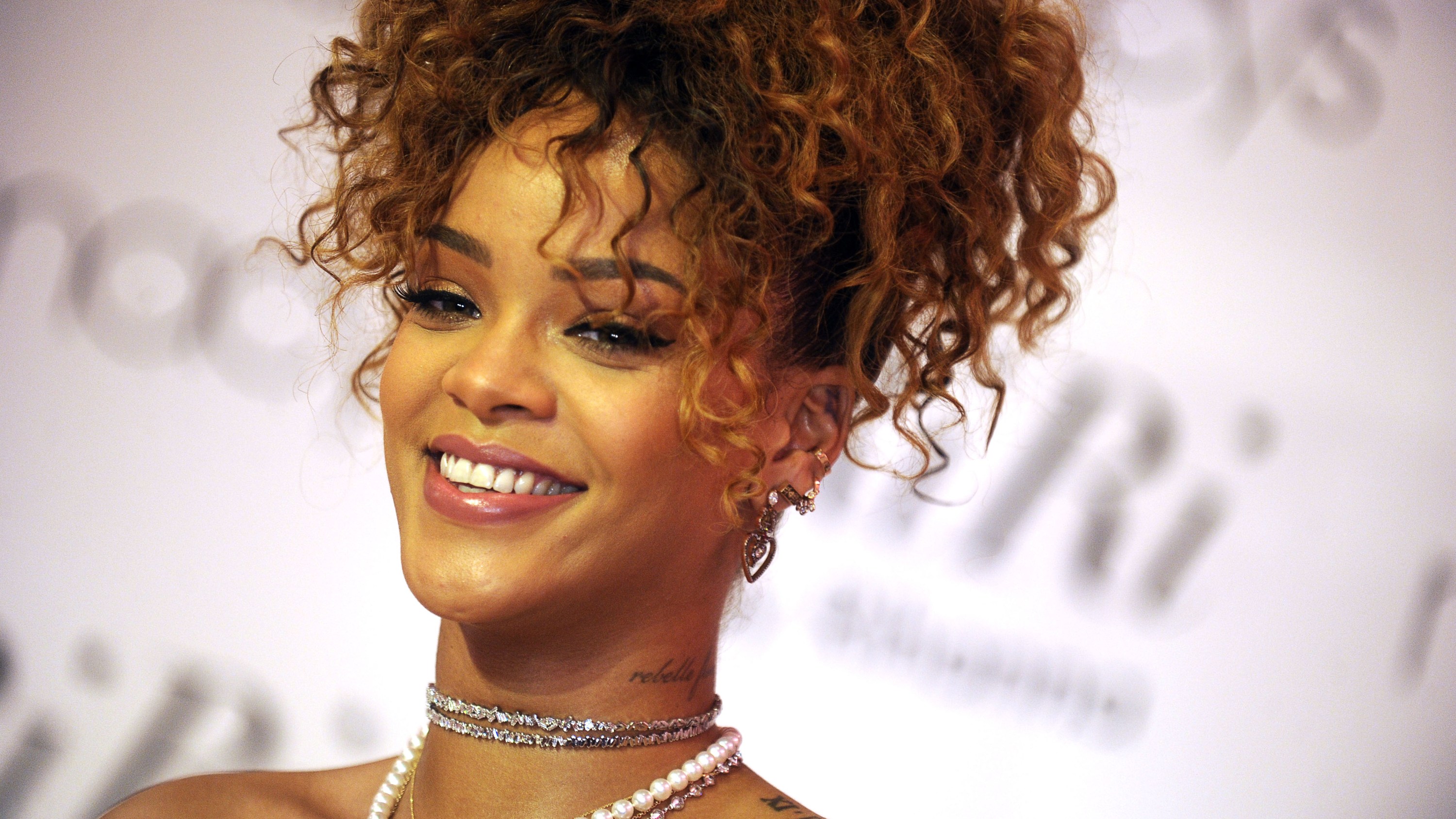 Rihanna launches her new fragrance 'RiRi'