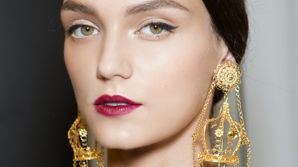 The Most Low-Maintenance Ways to Defeat Chronic Hat Hair