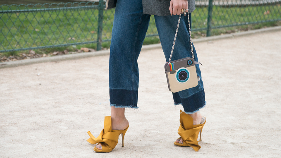 How to Wear Hot Pants