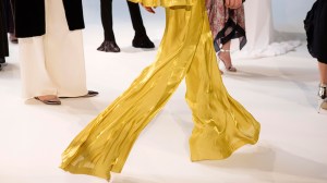 Cool Girl Hair Takes Over the Spring 2016 Runways