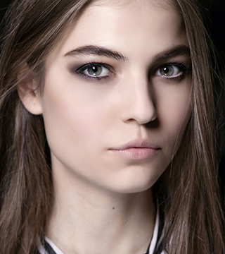 How Make Your Makeup Last Through Date Night and Beyond