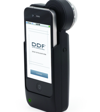 Instant Makeover: This Three--One Brush Deep Cleans Pores