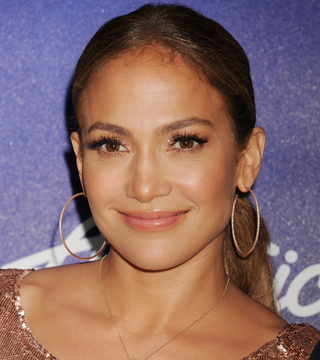 Courteney Cox Shares Her "Cougar" Hair Tips - Daily Makeover