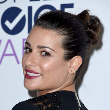 Messy Bun Hairstyles You Can Count On For Lazy Days