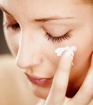 Cold Weather Skin Mistakes That Are Ruining Your Complexion