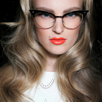 Curly-Haired Girls, Rejoice: There Are Finally Emojis for You