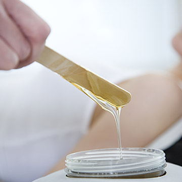 How to Care for Your Skin Before and After a Bikini Wax