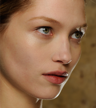 How Much Hair Loss is Normal? Here's the Answer