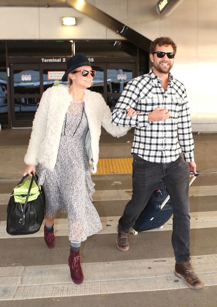 Diane Kruger and her boyfriend Joshua Jackson arrive at Los Angeles International Airport (LAX) Featuring: Diane Kruger, Joshua Jackson Where: Los Angeles, California, United States When: 12 Dec 2014 Credit: WENN.com