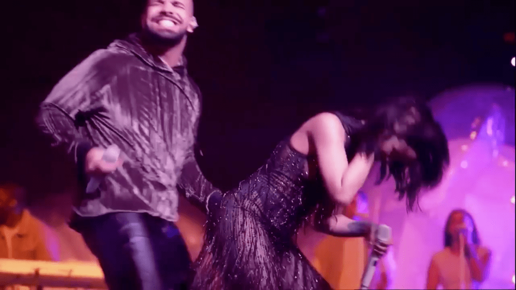 drake-rihanna-grinding