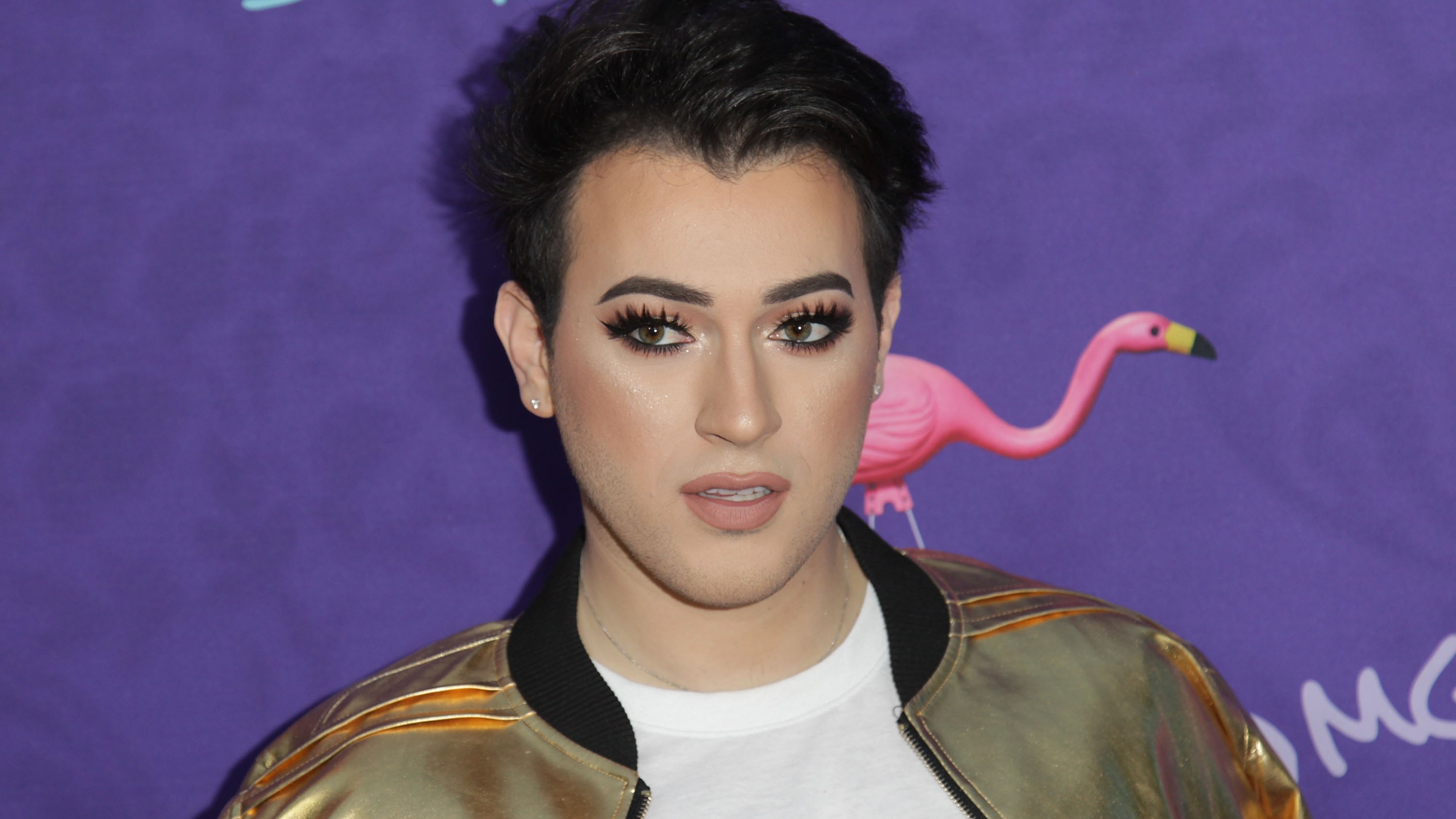 manny-gutierrez-maybelline-ambassador