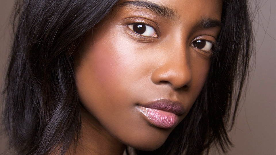 Pressure Point Massage for Good Skin