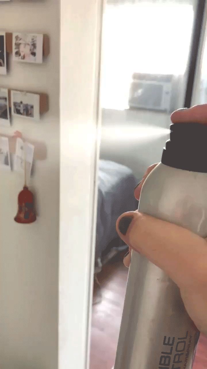 STYLECASTER | How to Get Rid of Static Cling, According to a Very Static Cling-Prone Person