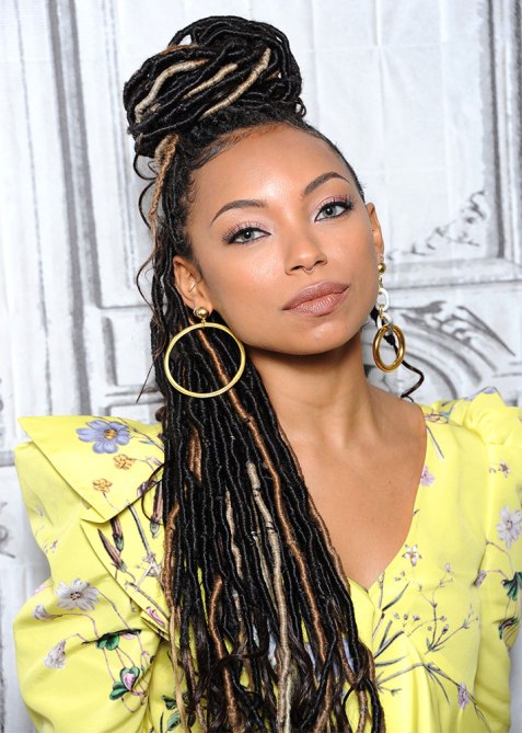 TYLECASTER | Celebrity Hair Highlights | Logan Brownin