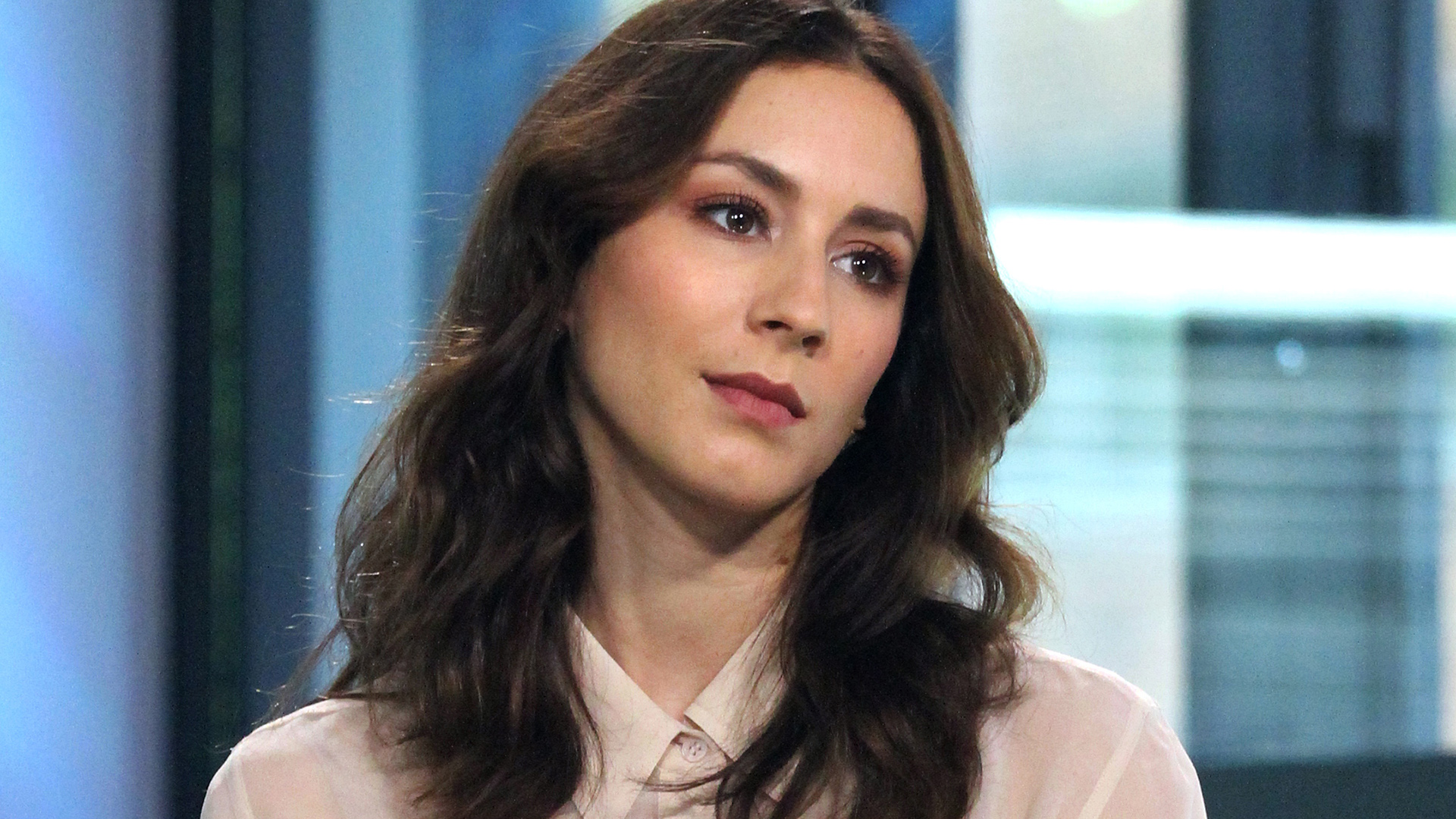 Troian Bellisario
