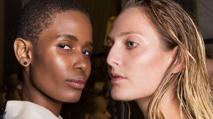 Models-Oily Hair Tips