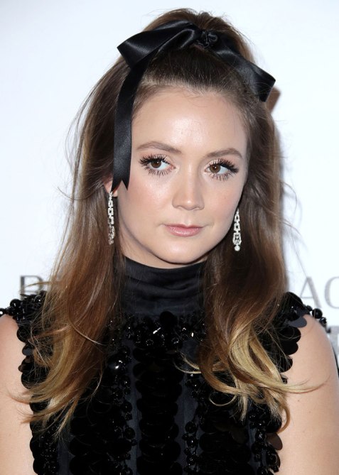 ribbon-hairstyle-billie-lourd