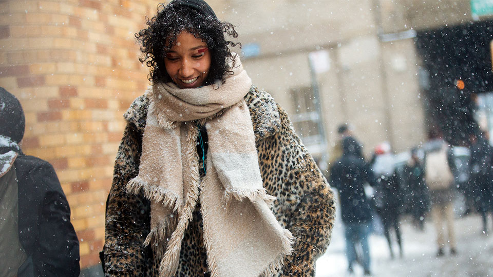 How to Use Cleansing Brush Without Irritating Your Face in 2020