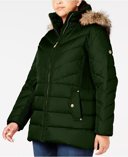 STYLECASTER | Cozy Plus-Size Winter Coats