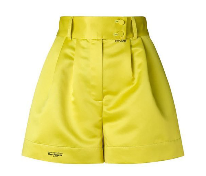 STYLECASTER | Don't Knock Winter Shorts Until You've Tried 'Em