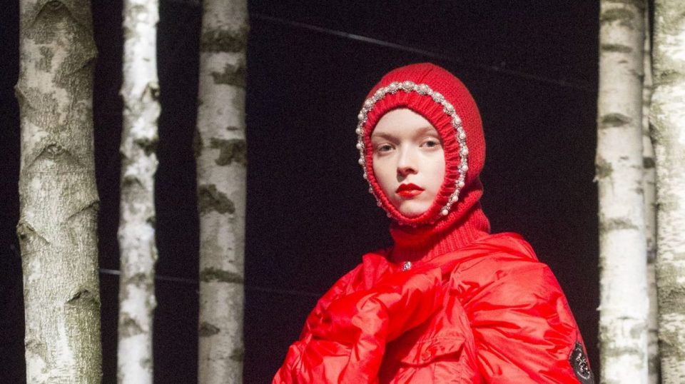 Matching Coats & Gloves Trend: 7 Monochrome Colorways To Shop Now