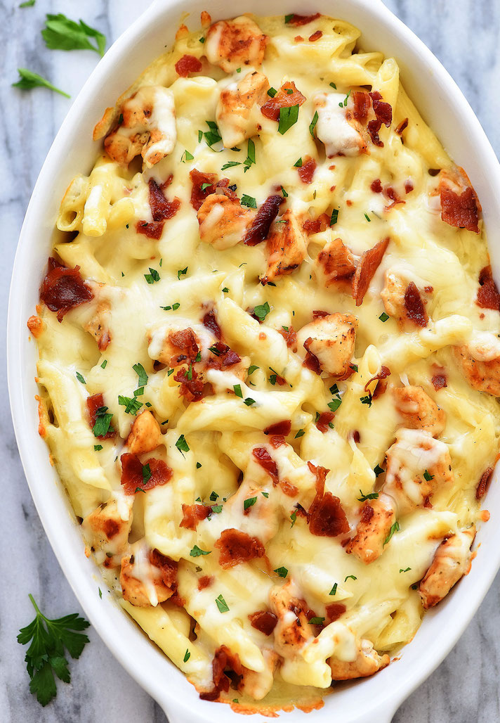 STYLECASTER | 17 Easy Baked Pasta Recipes That Are Cozy AF | Chicken Ranch Pasta Bake