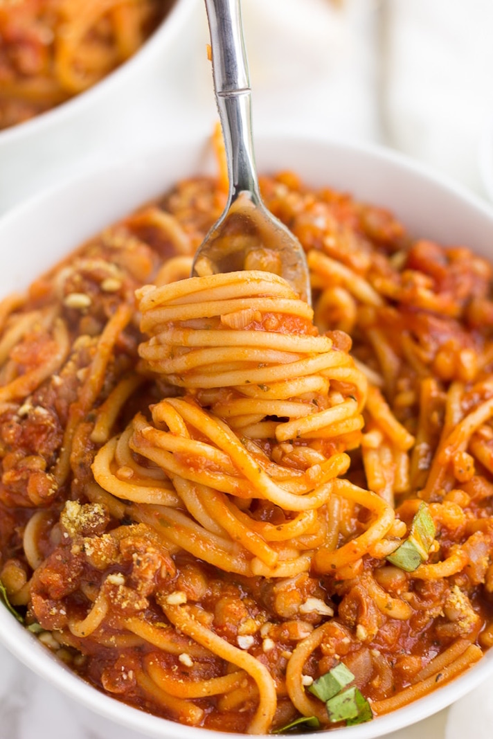 STYLECASTER | 17 Plant-Based Instant Pot Recipes for Meatless Mondays | Lentil Spaghetti