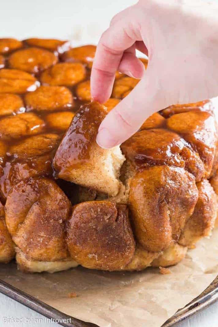 STYLECASTER | 17 Slow-Cooker Breads That Honestly Kind of Blow My Mind | Monkey Bread