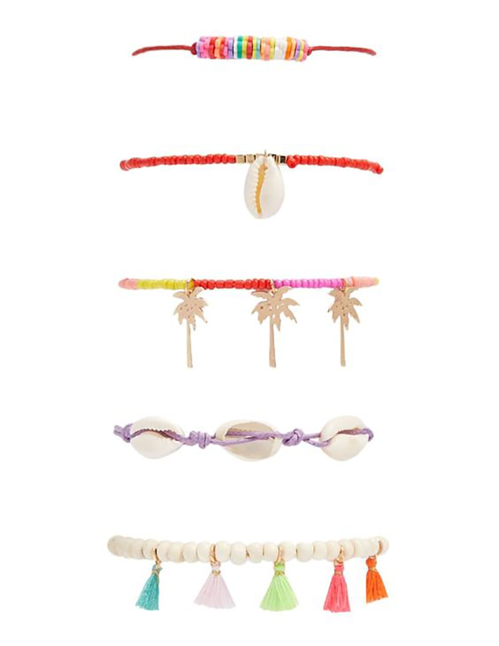 STYLECASTER | Friendship Bracelets Might Be 2019's Most Nostalgic Trend Yet