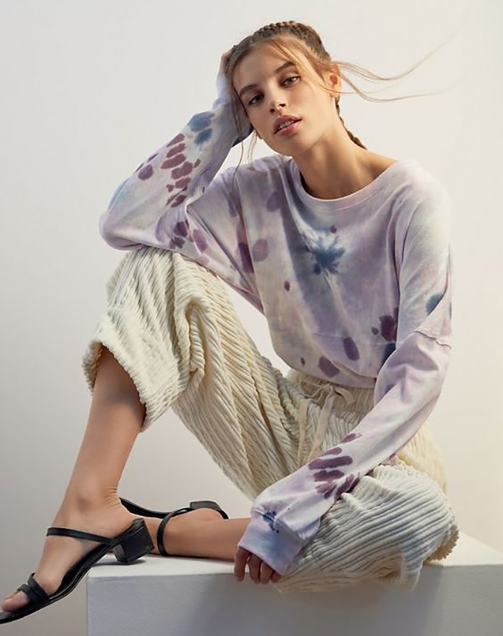 STYLECASTER | There Are So Many Sweet Deals on Spring Pants Right Now