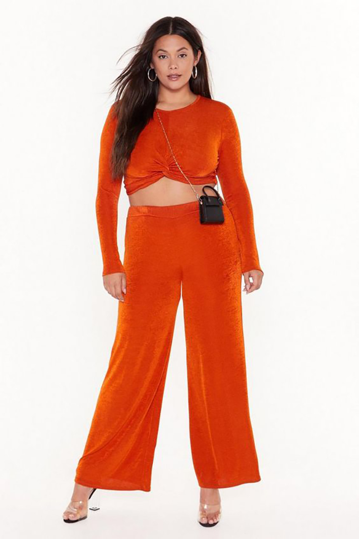STYLECASTER | Can We Collectively Decide to Make Date Night Pants a Thing?