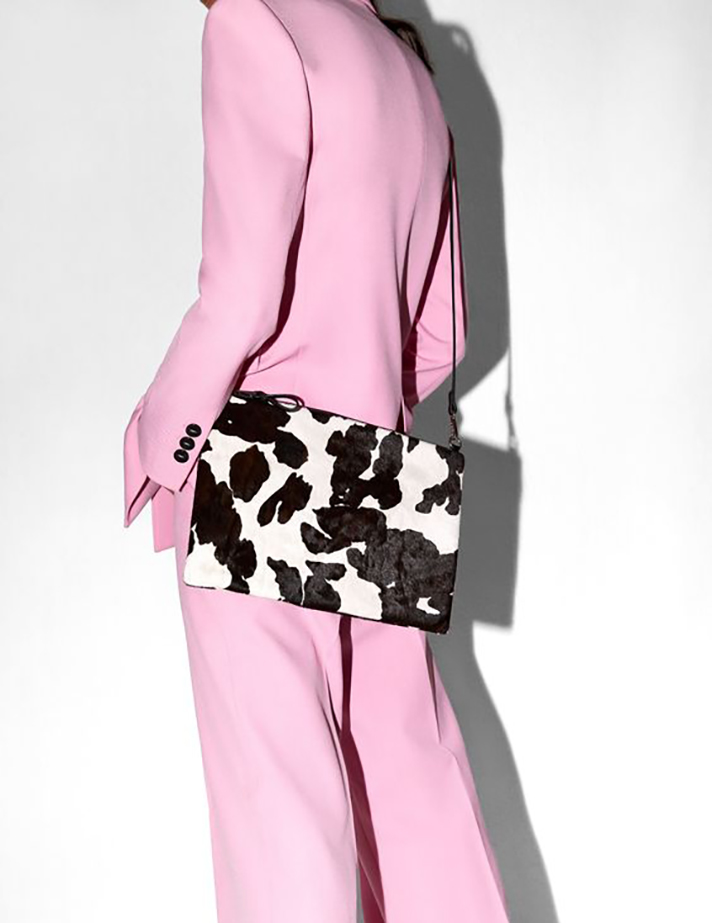 STYLECASTER | Summer Bags So Cute You'll Actually Enjoying Holding Them All Day