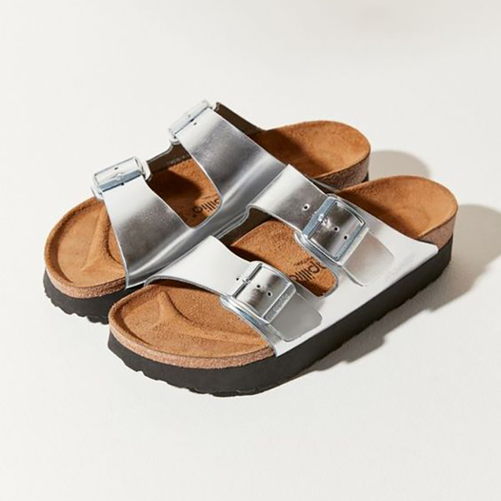 STYLECASTER | Summer Slides Are Back and Cuter Than Ever