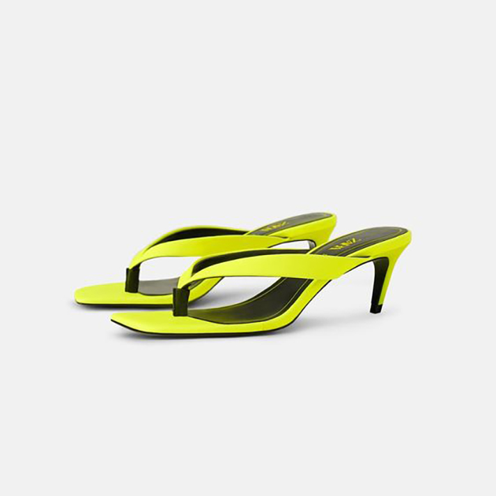 STYLECASTER | Are Flip-Flops Doomed to Be Forever Un-Cute?