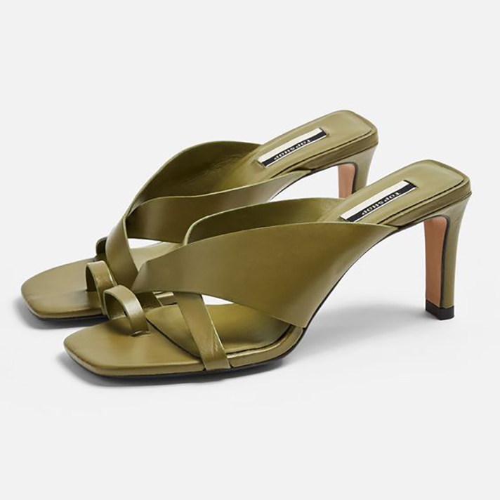 STYLECASTER | Are Flip-Flops Doomed to Be Forever Un-Cute?