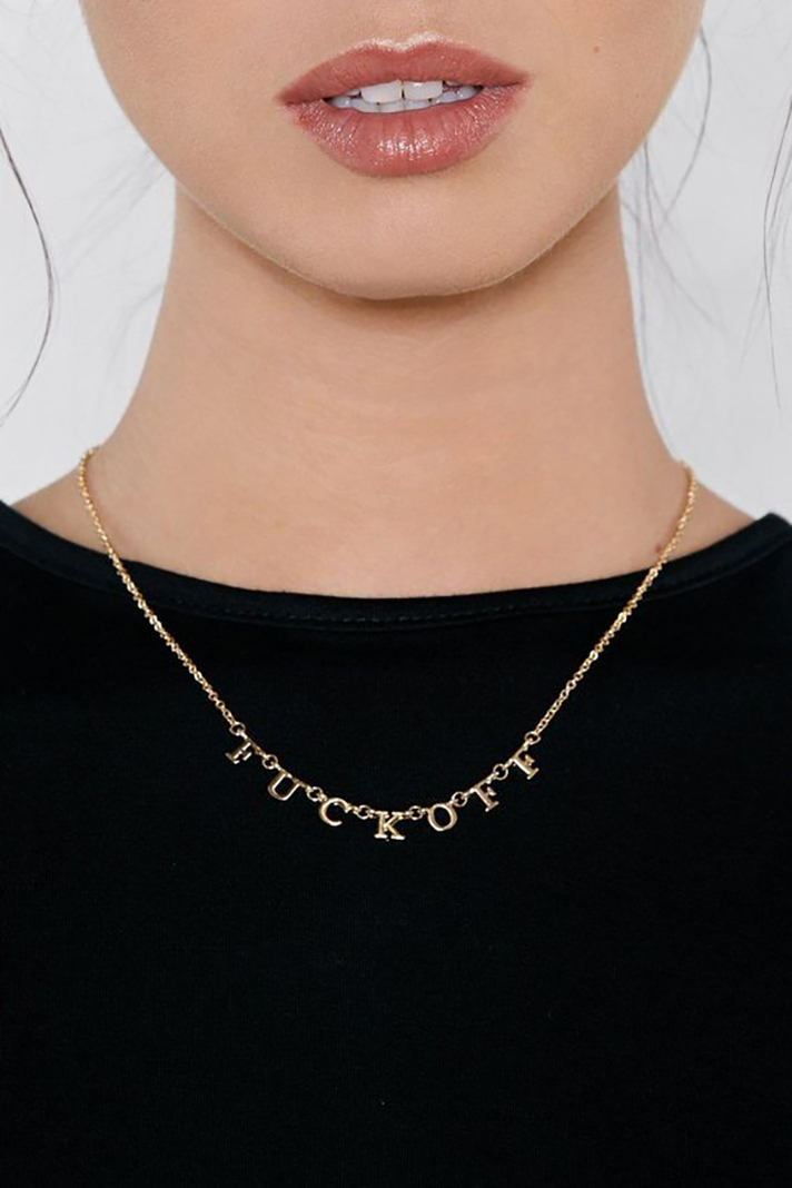 STYLECASTER | Word and Name Jewelry Is Having a Moment, Because Carrie Bradshaw Is a Forever Fashion Icon