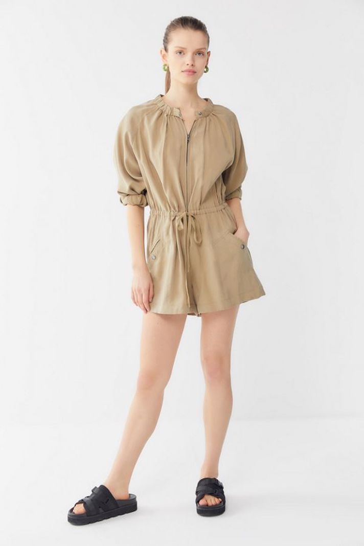 STYLECASTER | Almost All of Urban Outfitters' Sale Section Is Under $20 Right Now