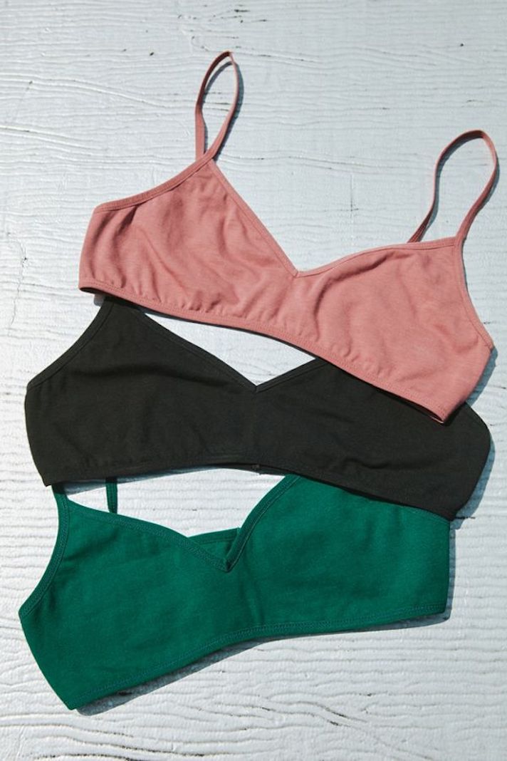 STYLECASTER | Almost All of Urban Outfitters' Sale Section Is Under $20 Right Now