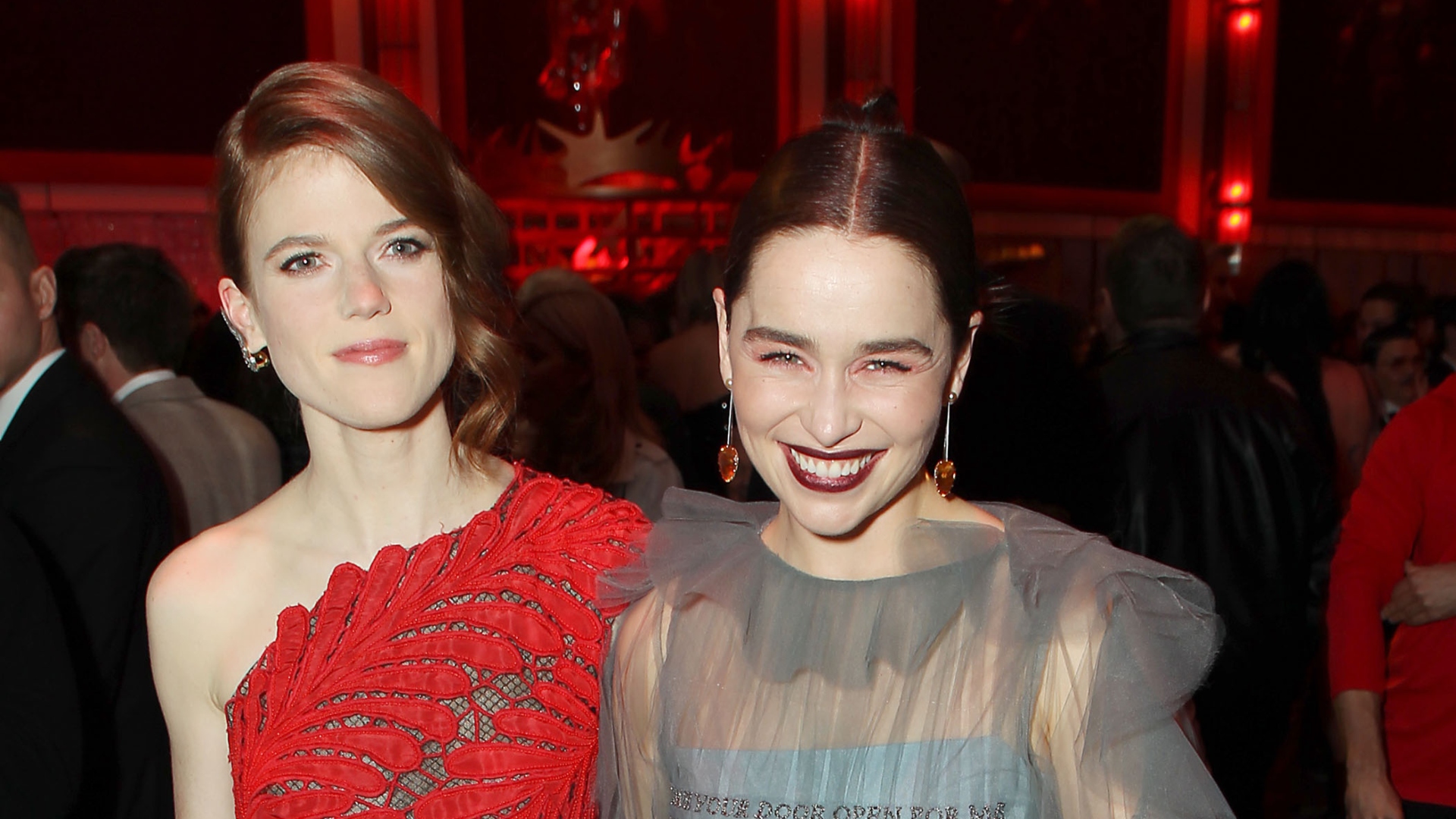 EmiliaClarkeRoseLeslie