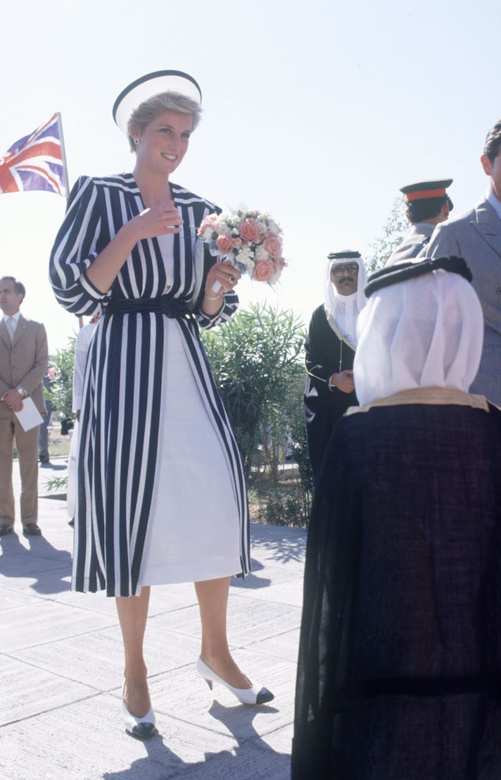 STYLECASTER | Princess Diana's Best Outfits