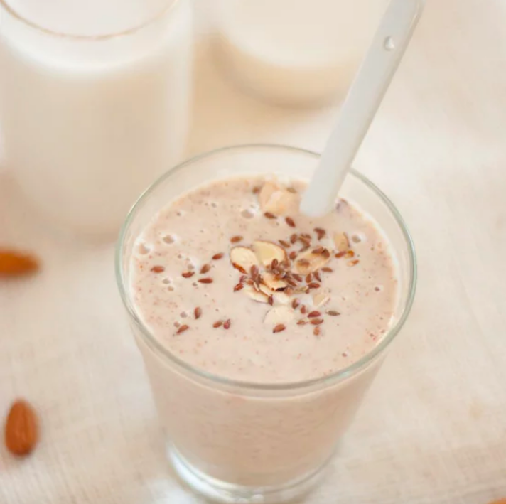 STYLECASTER | 17 High-Protein Vegan Smoothies That'll Keep You Going All Morning | Banana-Almond Smoothie