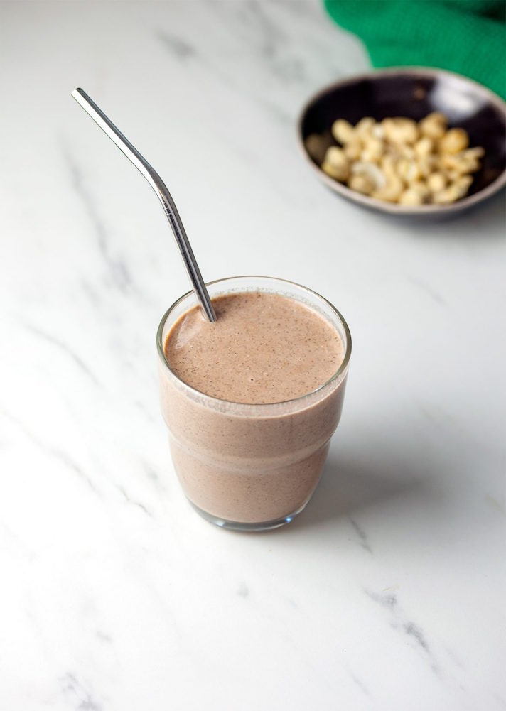 STYLECASTER | 17 High-Protein Vegan Smoothies That'll Keep You Going All Morning | Chocolate-Chia Smoothie