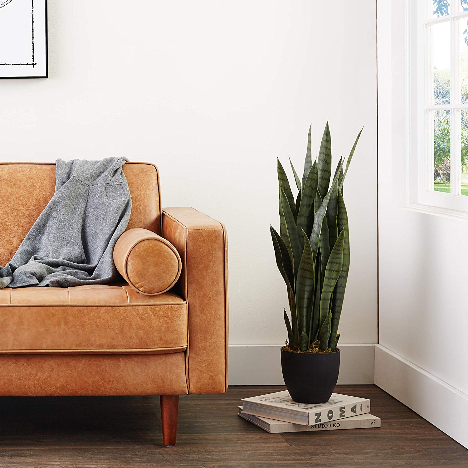 These Faux Plants Will Fool Your Green Thumbed Guests That They're 100% Real | STYLECASTER